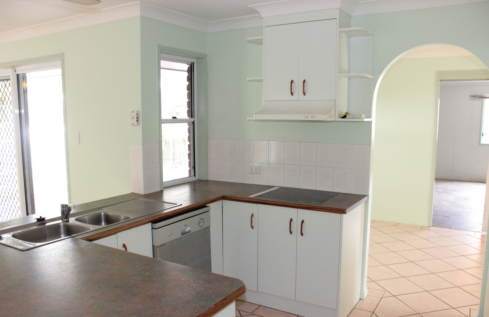 68 Cremorne Drive TANNUM SANDS 3