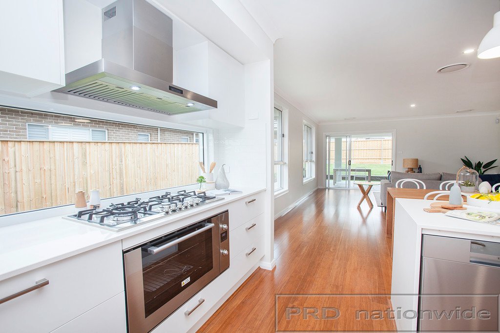 68 Emperor Parade CHISHOLM 9