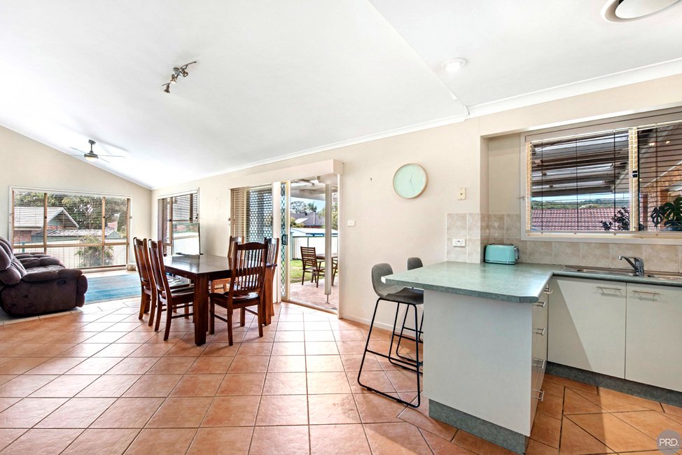 68 Essington Way ANNA BAY 3