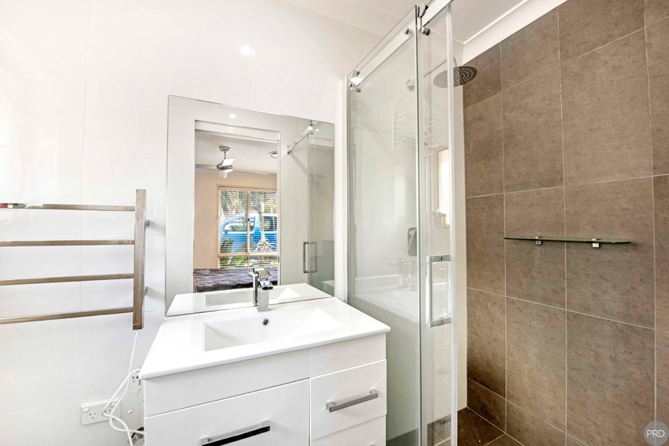 68 Essington Way ANNA BAY 13