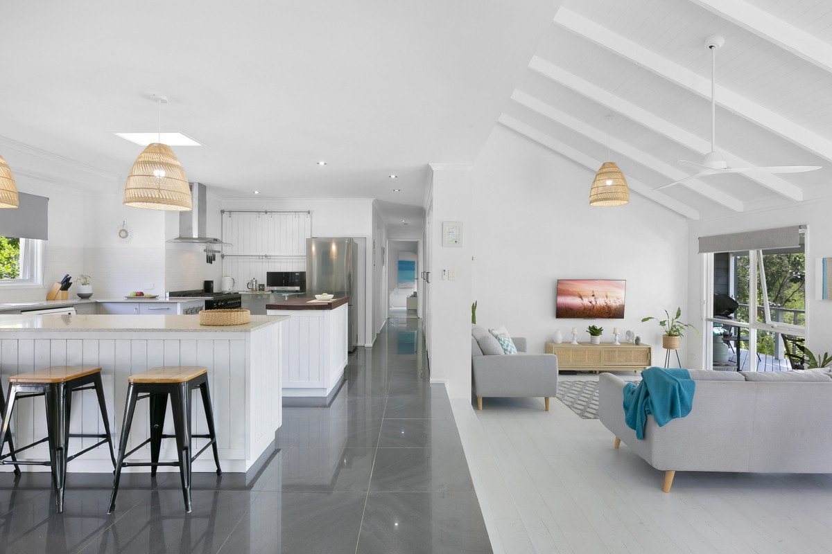 68 Fenton Drive Tallebudgera 2