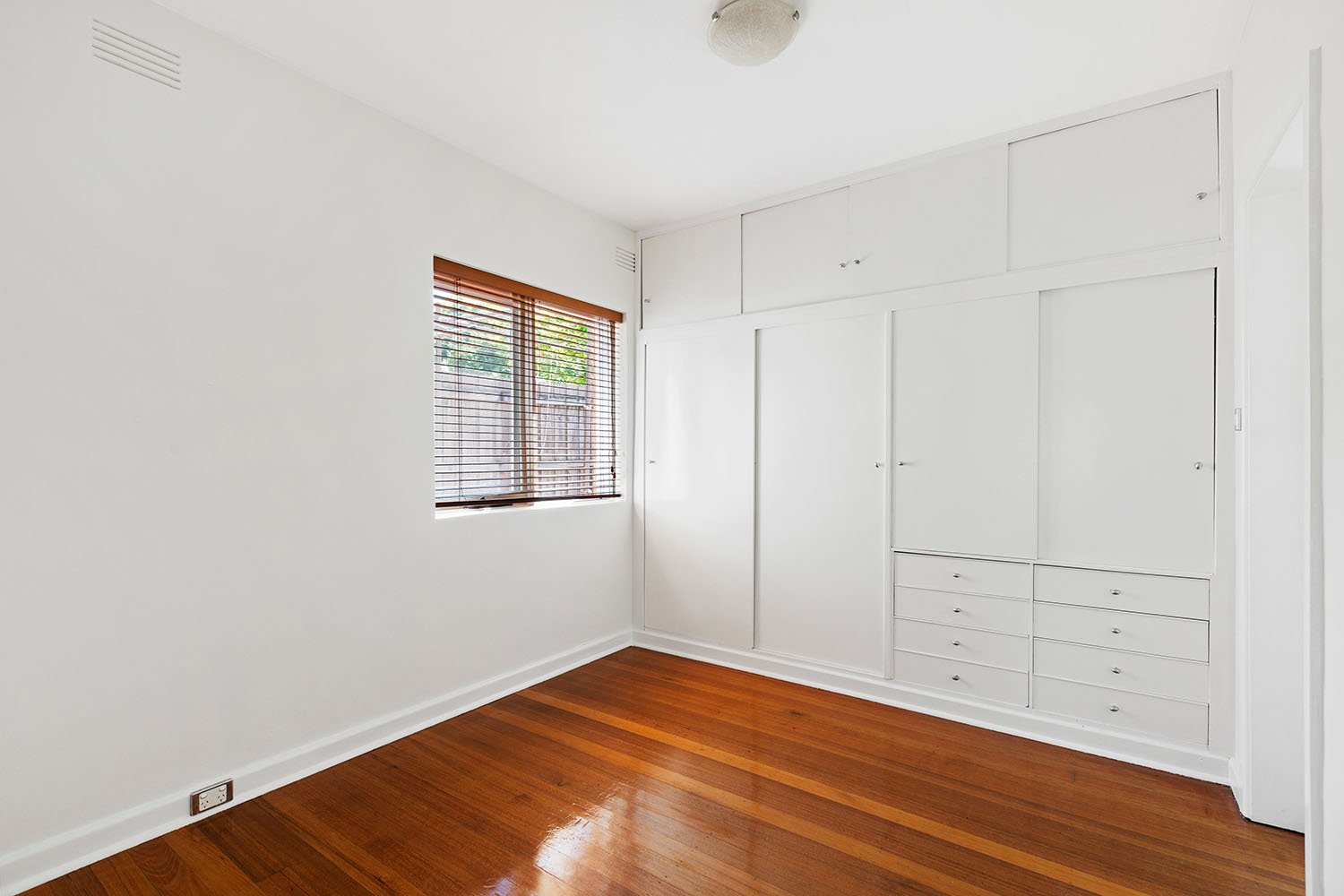 Gallery: 6/8 Gardenia Road