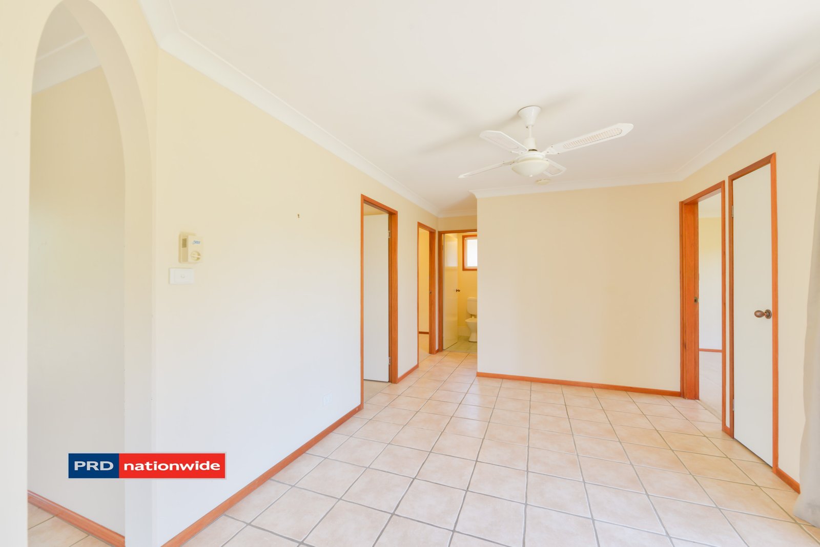 68 Glengarvin Drive TAMWORTH 7