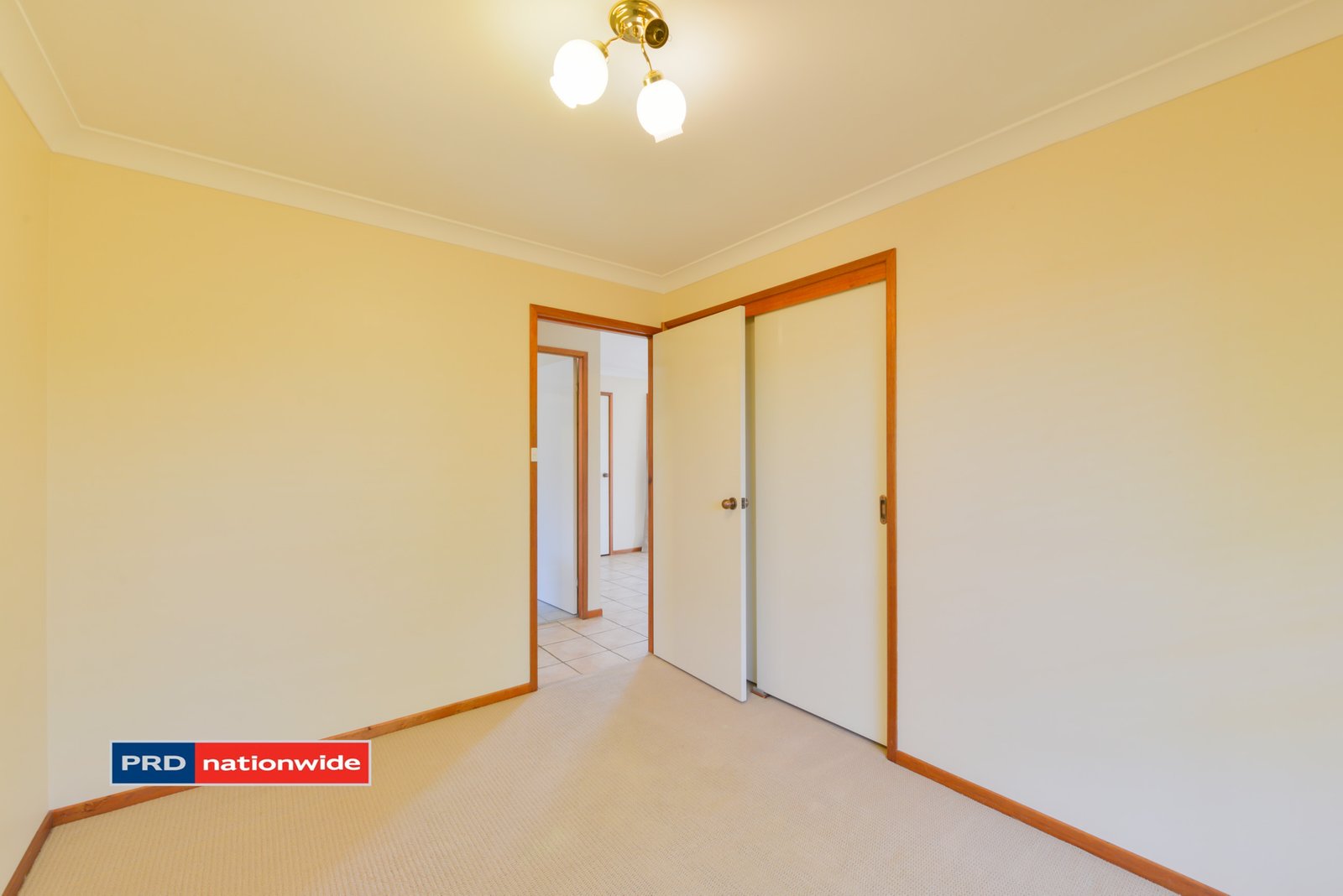 68 Glengarvin Drive TAMWORTH 12