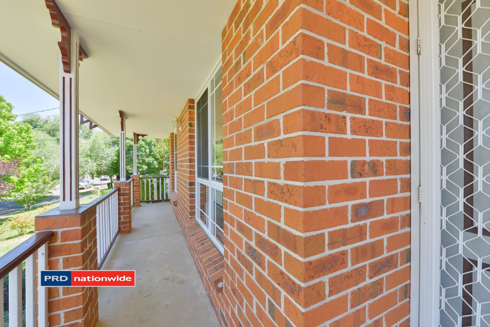 68 Glengarvin Drive TAMWORTH 22