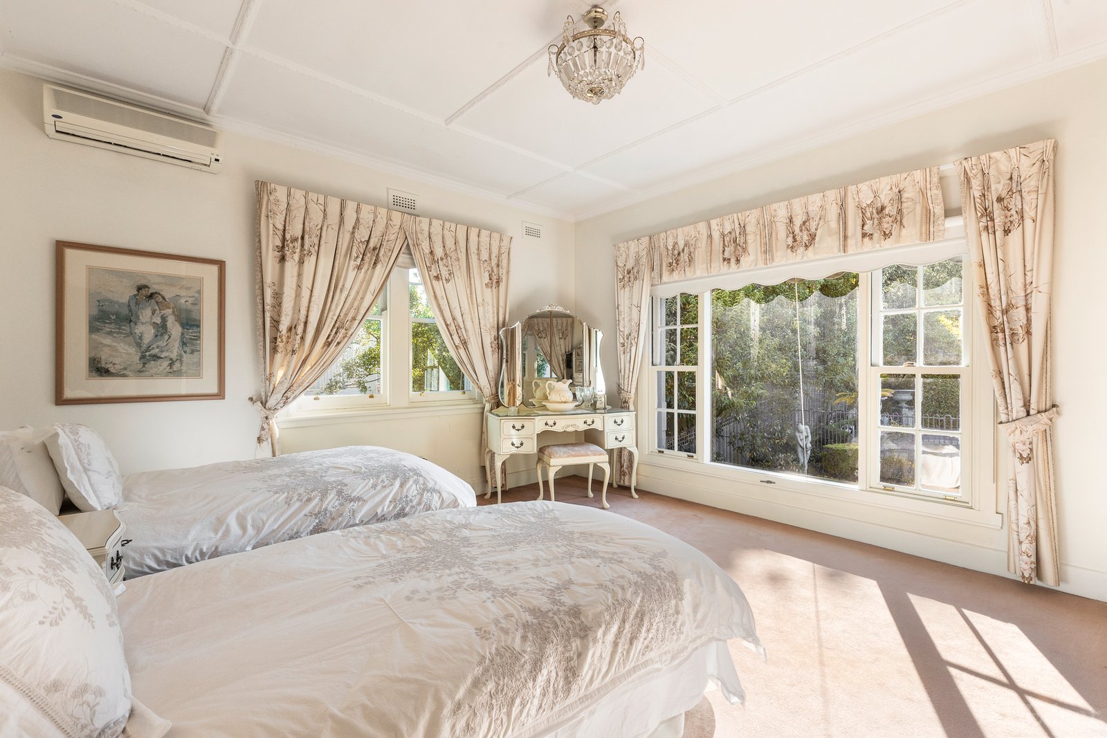 Real Estate and Property in 68 Grange Road, Toorak, VIC