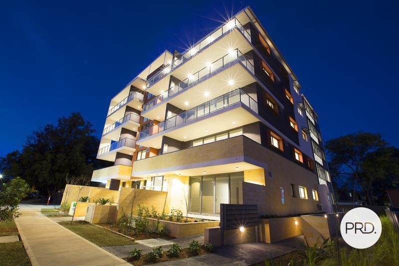 6/8 John Tipping Grove PENRITH 2