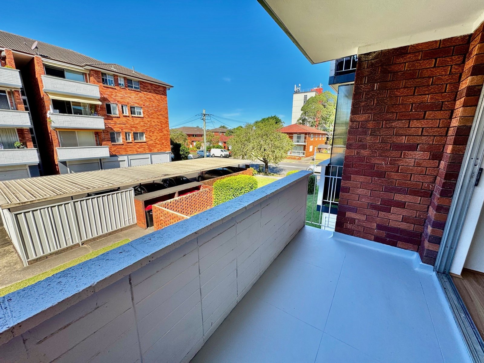 6/8 Maloney Street EASTLAKES 7