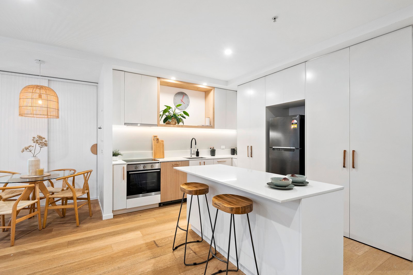 Gallery: 6/8 Maury Road