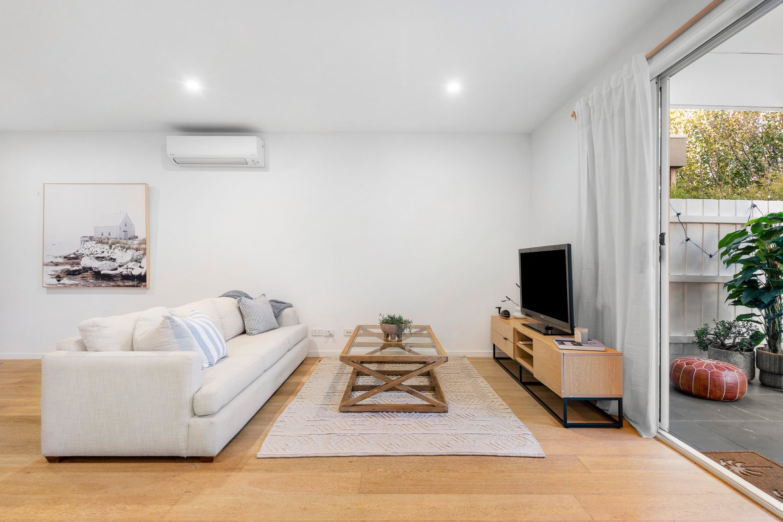 Gallery: 6/8 Maury Road