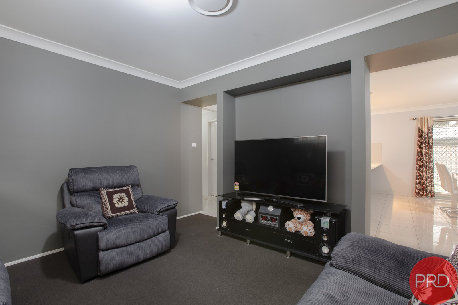 68 McKeachie Drive ABERGLASSLYN 13