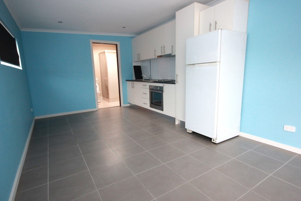 68 Monterey Street MONTEREY 9