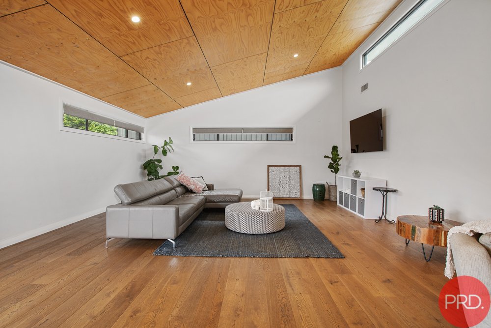 68 Radiant Avenue BOLWARRA HEIGHTS 4
