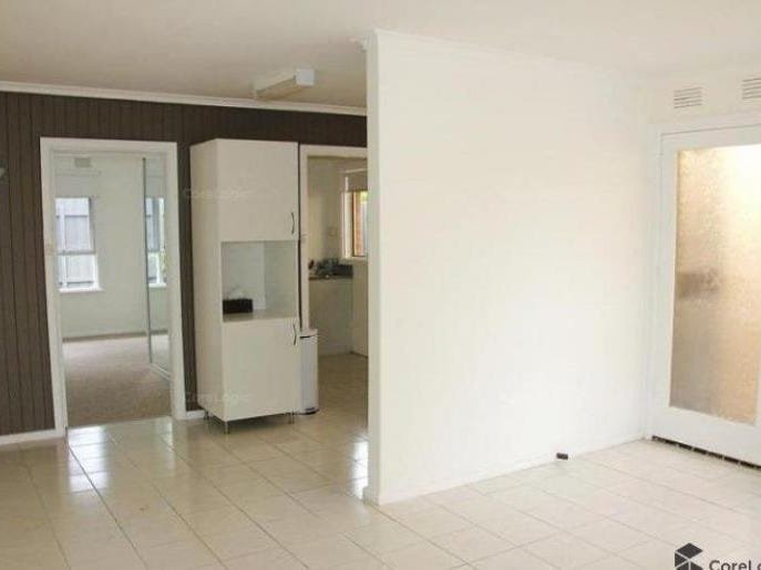 Gallery: 68 Tarrengower Street