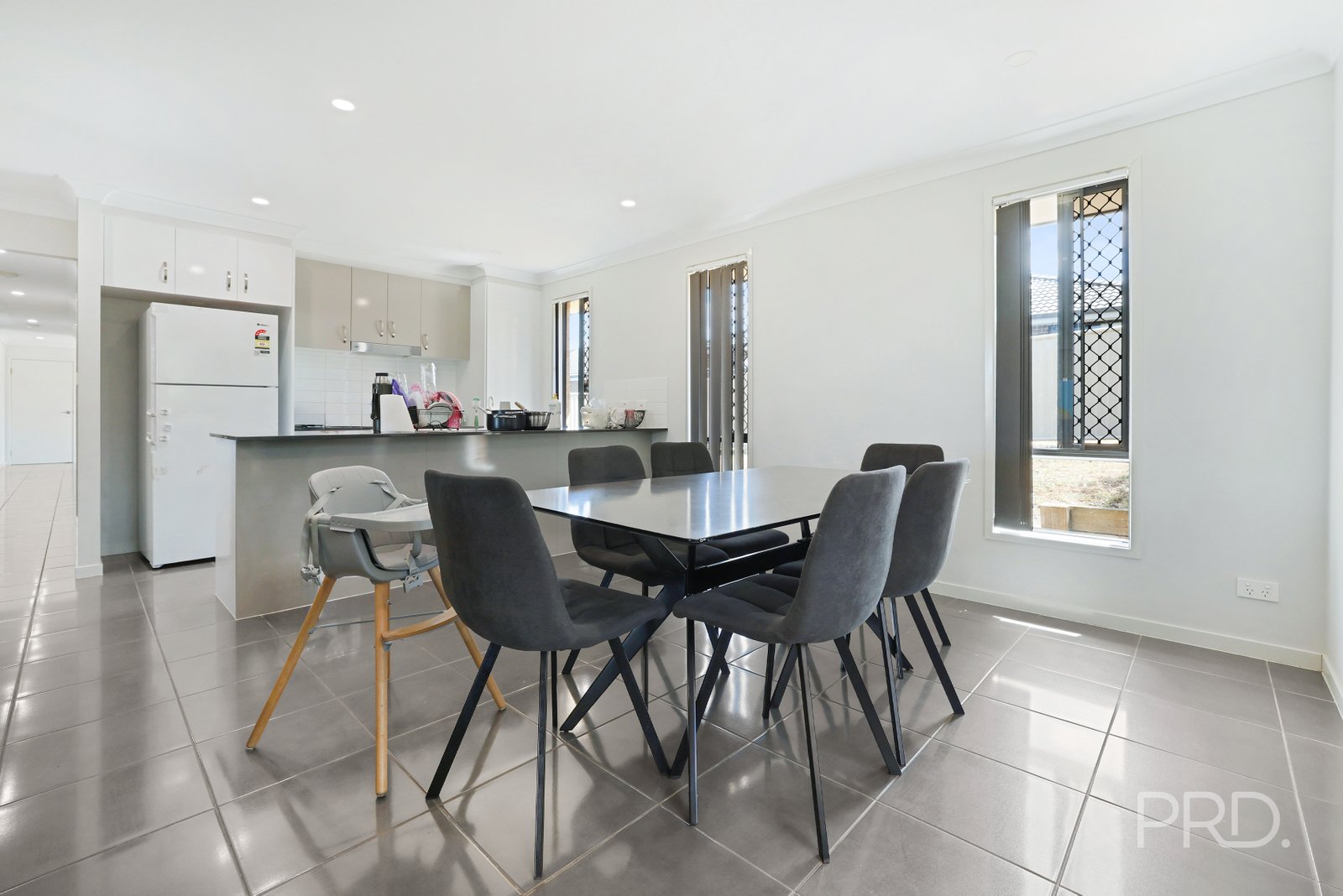 68 Tulipwood Crescent TAMWORTH 3