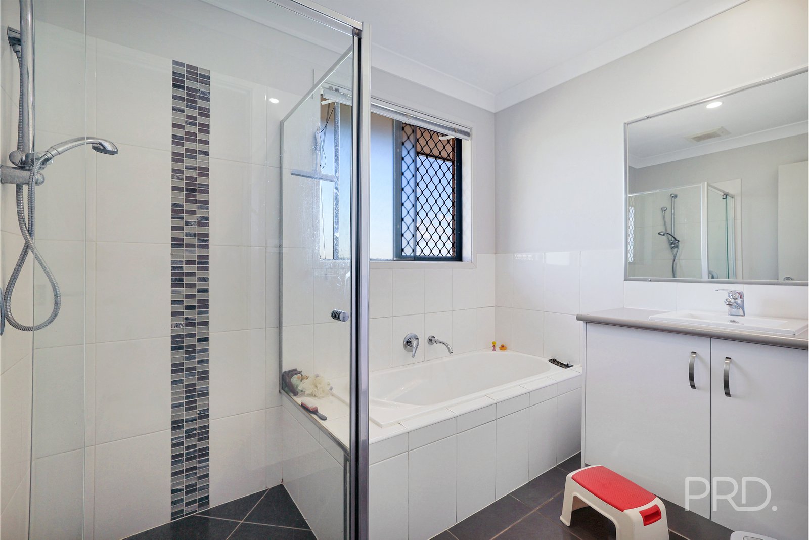 68 Tulipwood Crescent TAMWORTH 11