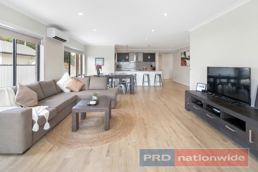 68 Urquhart Street GORDON 10