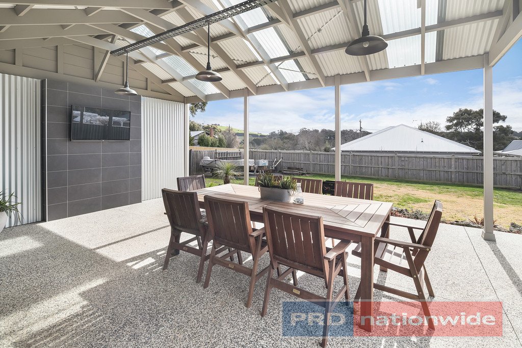 68 Urquhart Street GORDON 11