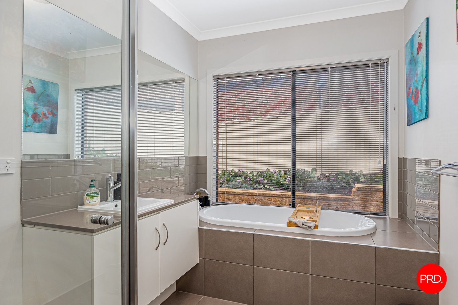 68 Warren Street KYNETON 10