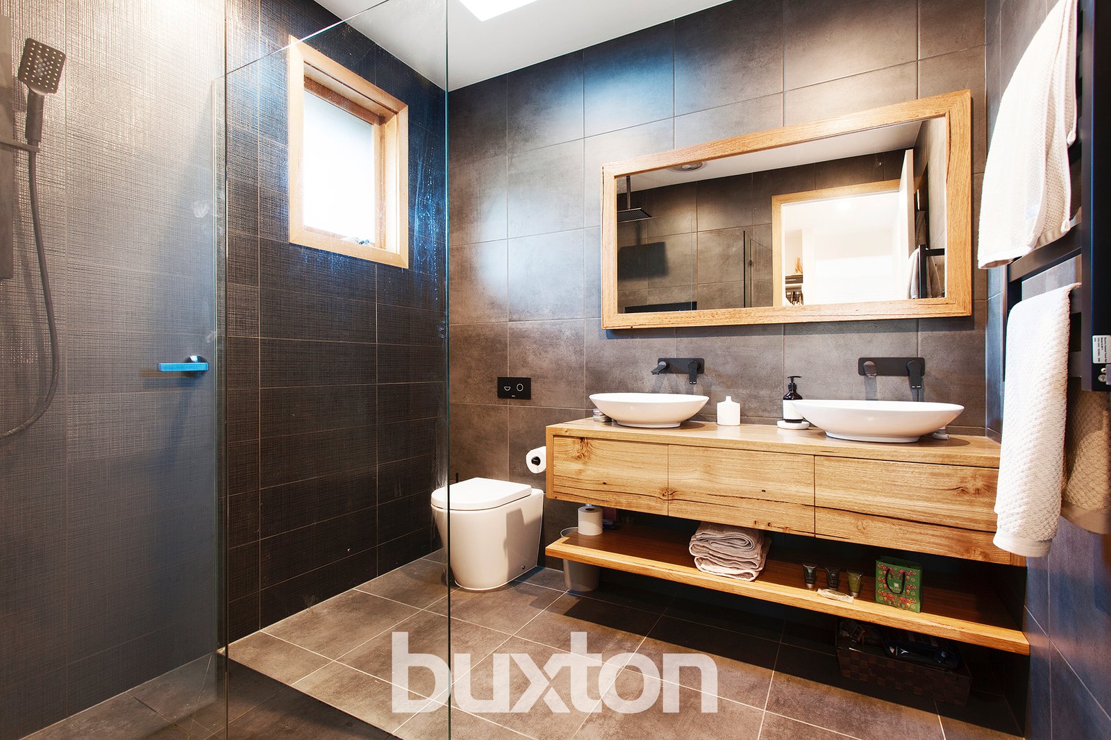 Gallery: 68 Wunalla Road