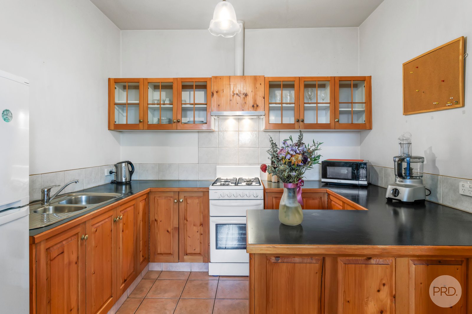 6/80-82 Hampden Road BATTERY POINT 8