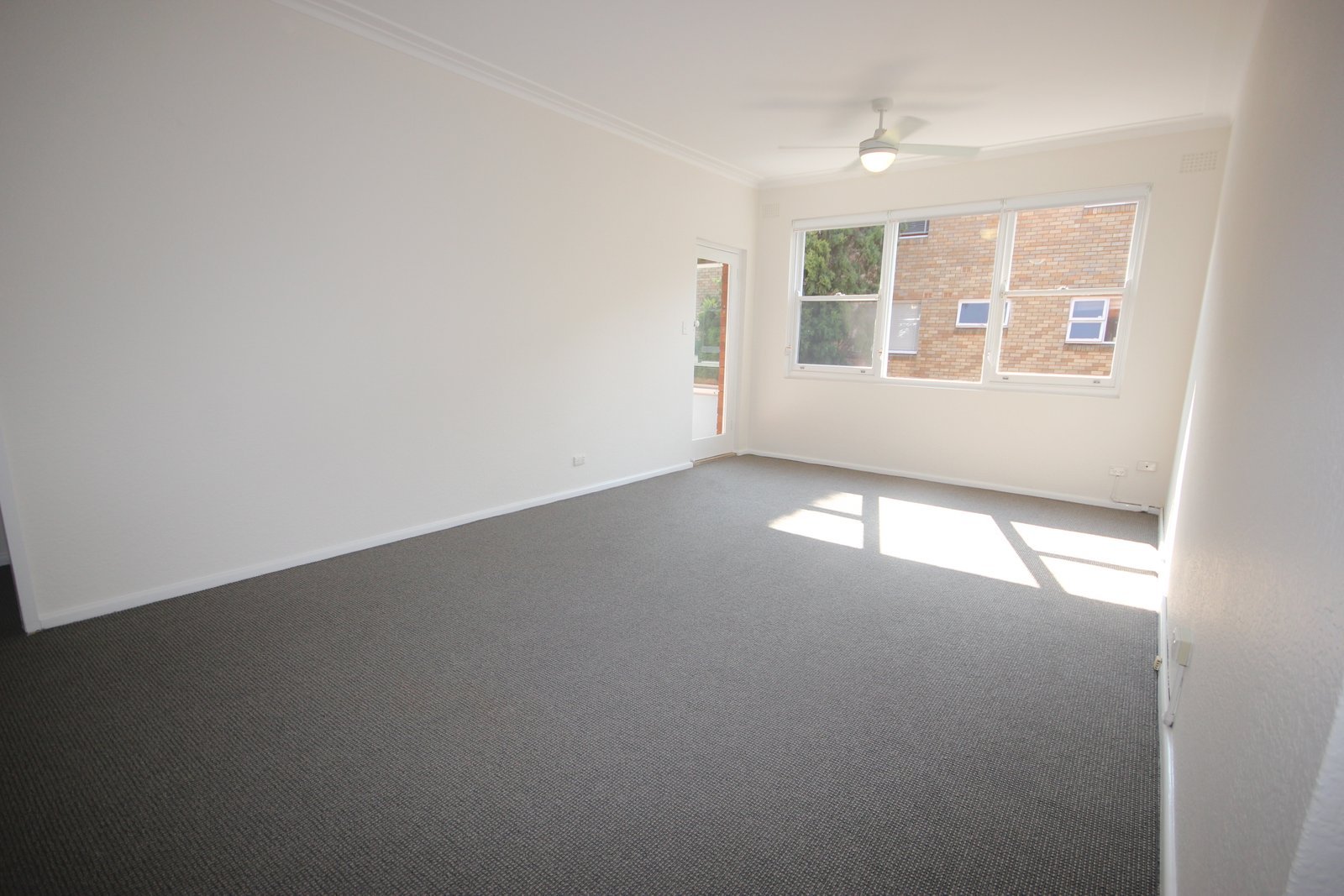6/81 Alfred Street RAMSGATE BEACH 3