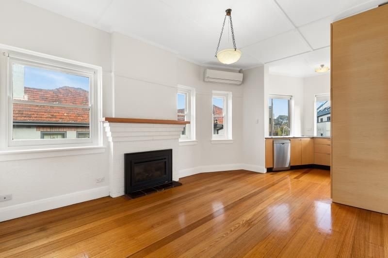 Gallery: 6/81 Barkly Street