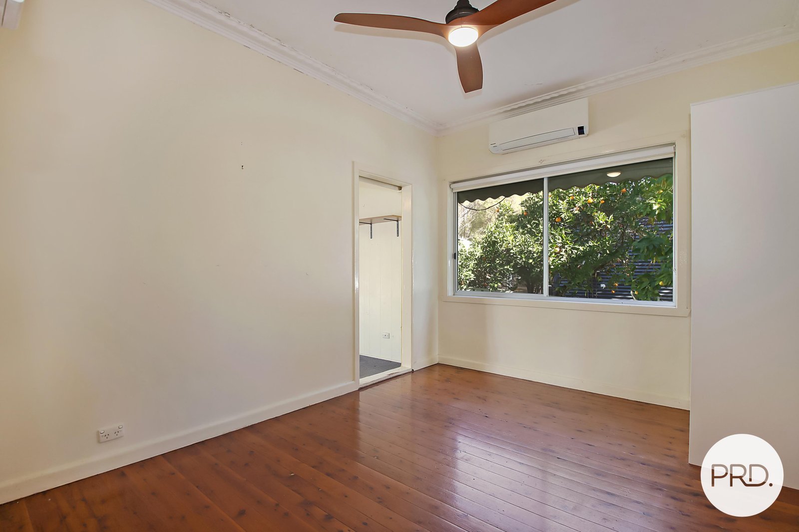 681 Hodge Street GLENROY 12