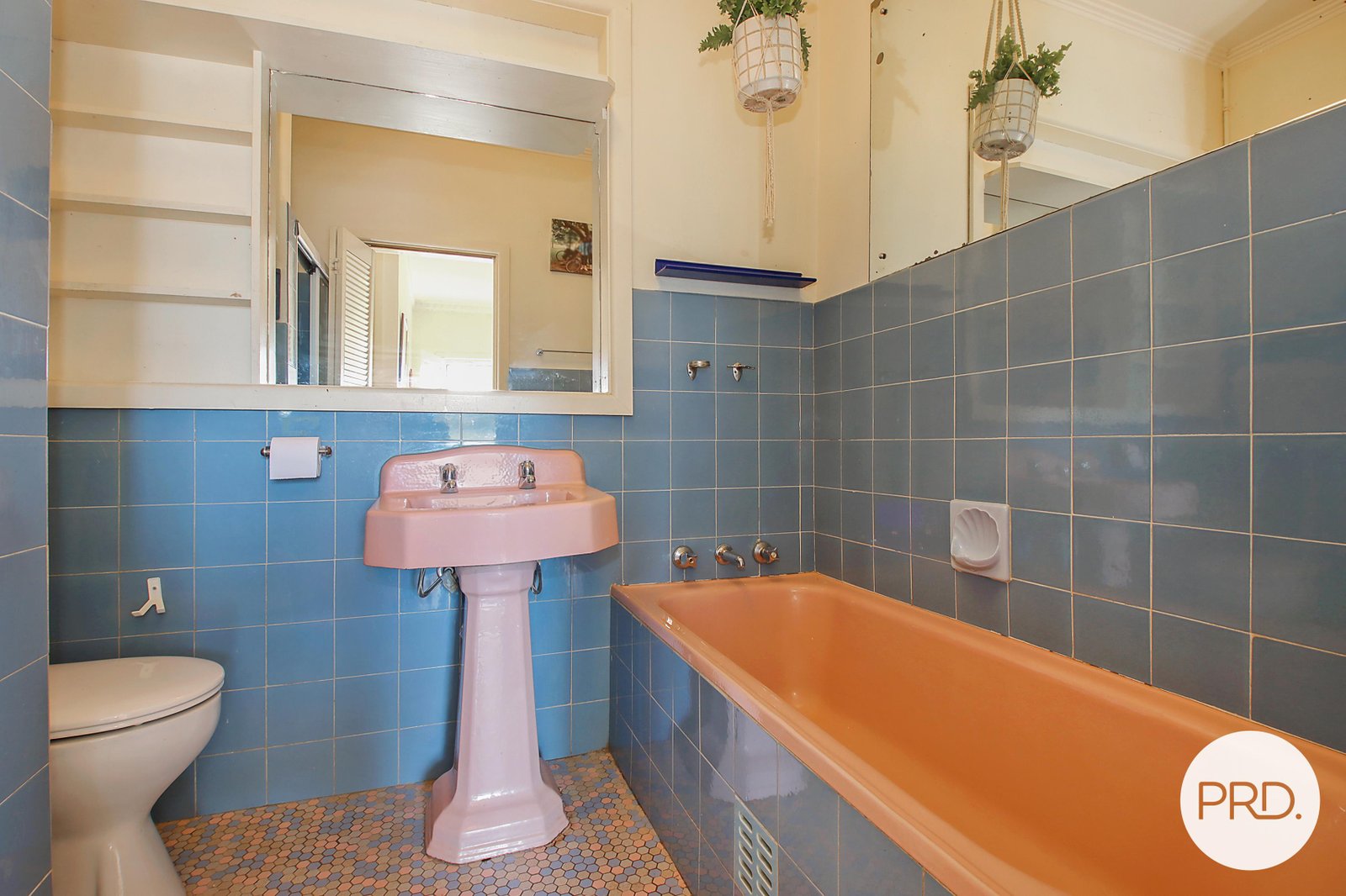 681 Hodge Street GLENROY 16