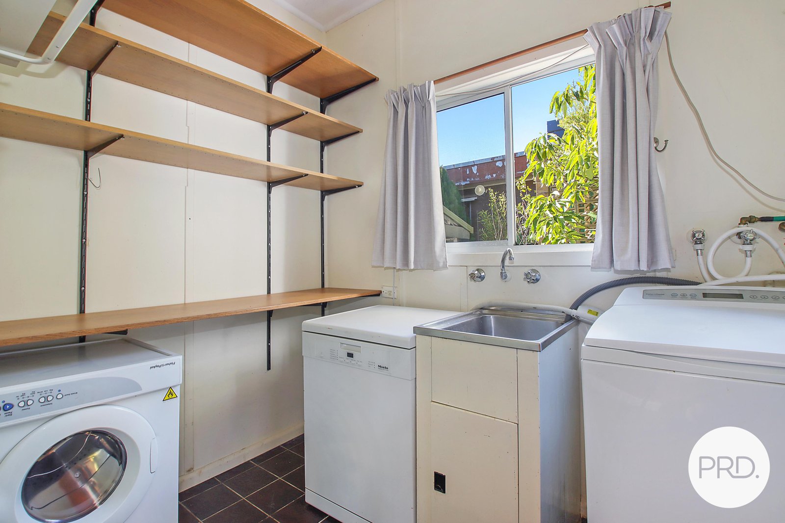 681 Hodge Street GLENROY 17