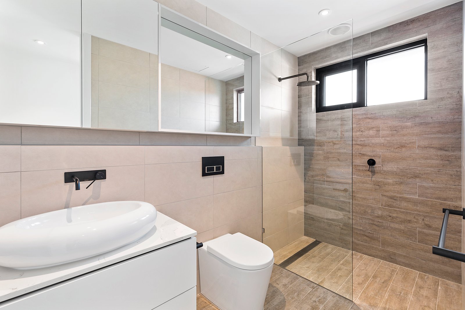Gallery: 6/815 Centre Road