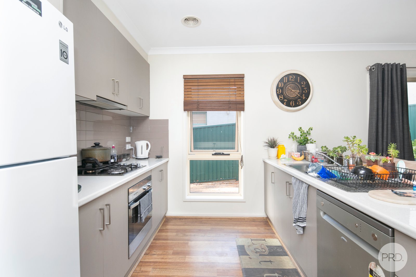 6/816 Bond Street MOUNT PLEASANT 8