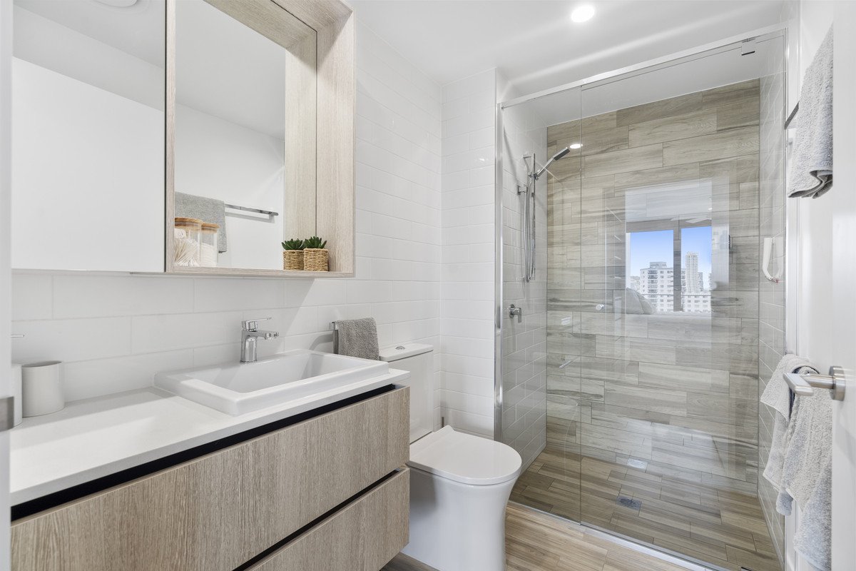 68/1969-1971 Gold Coast Highway Burleigh Heads 15