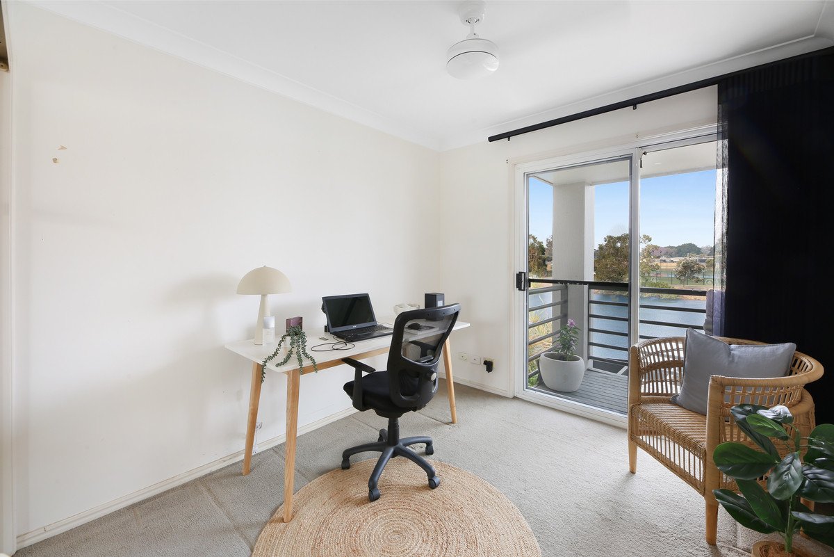 68/215 Cottesloe Drive Mermaid Waters 15