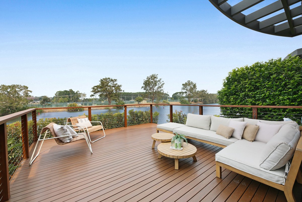 68/215 Cottesloe Drive Mermaid Waters 18