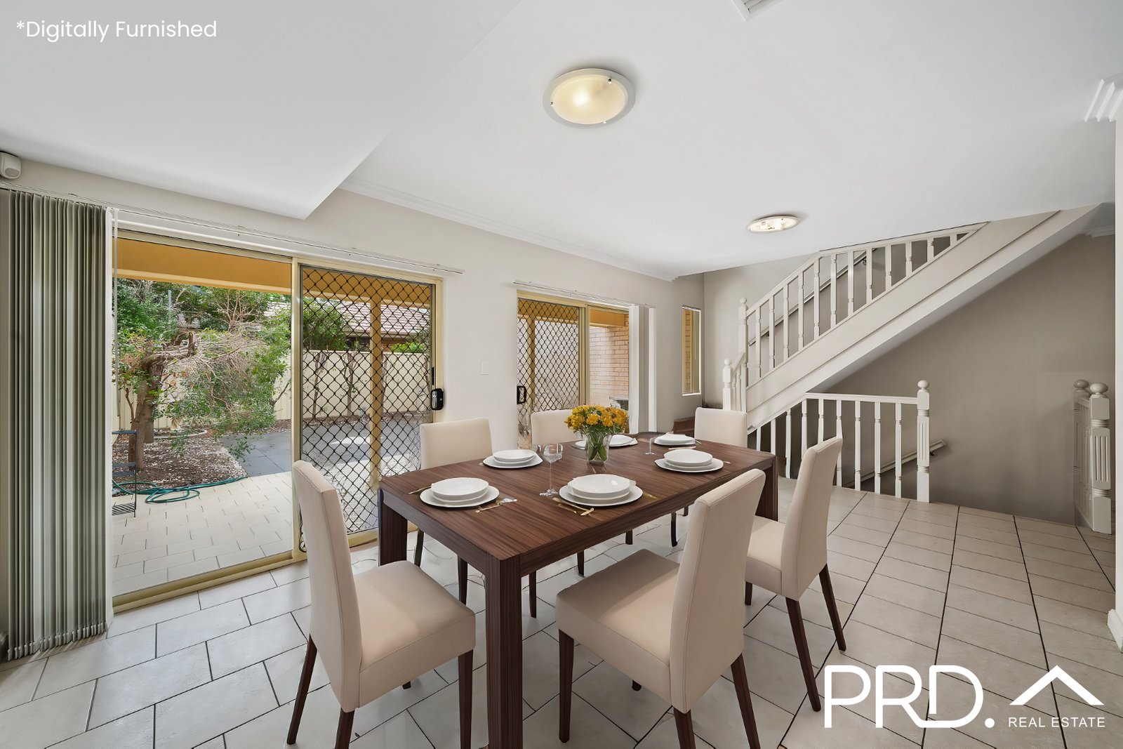 6/837 Henry Lawson Drive PICNIC POINT 2