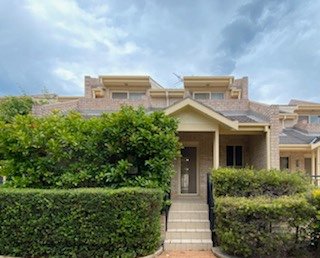 6/837 Henry Lawson Drive PICNIC POINT 6