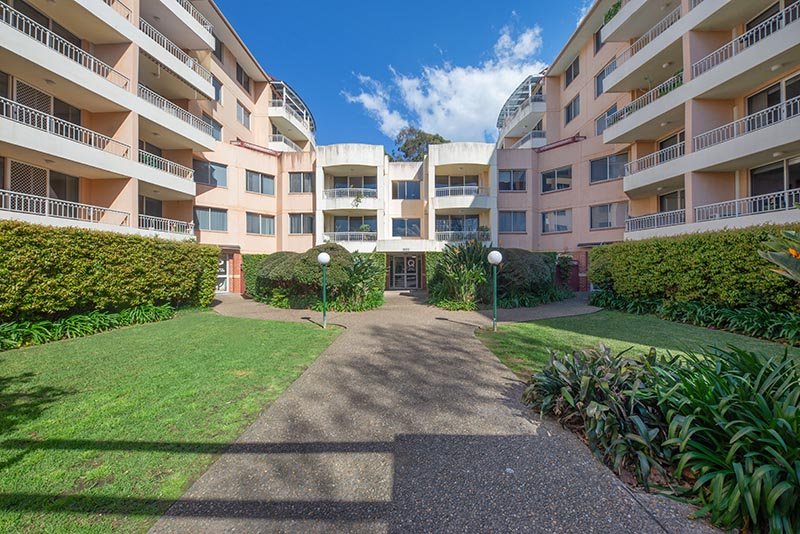 683/83-93 Dalmeny Avenue ROSEBERY 8