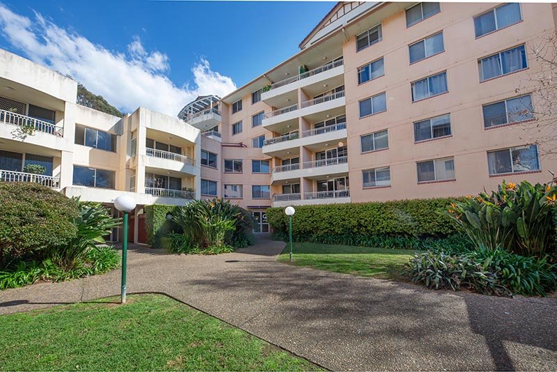 683/83-93 Dalmeny Avenue ROSEBERY 9