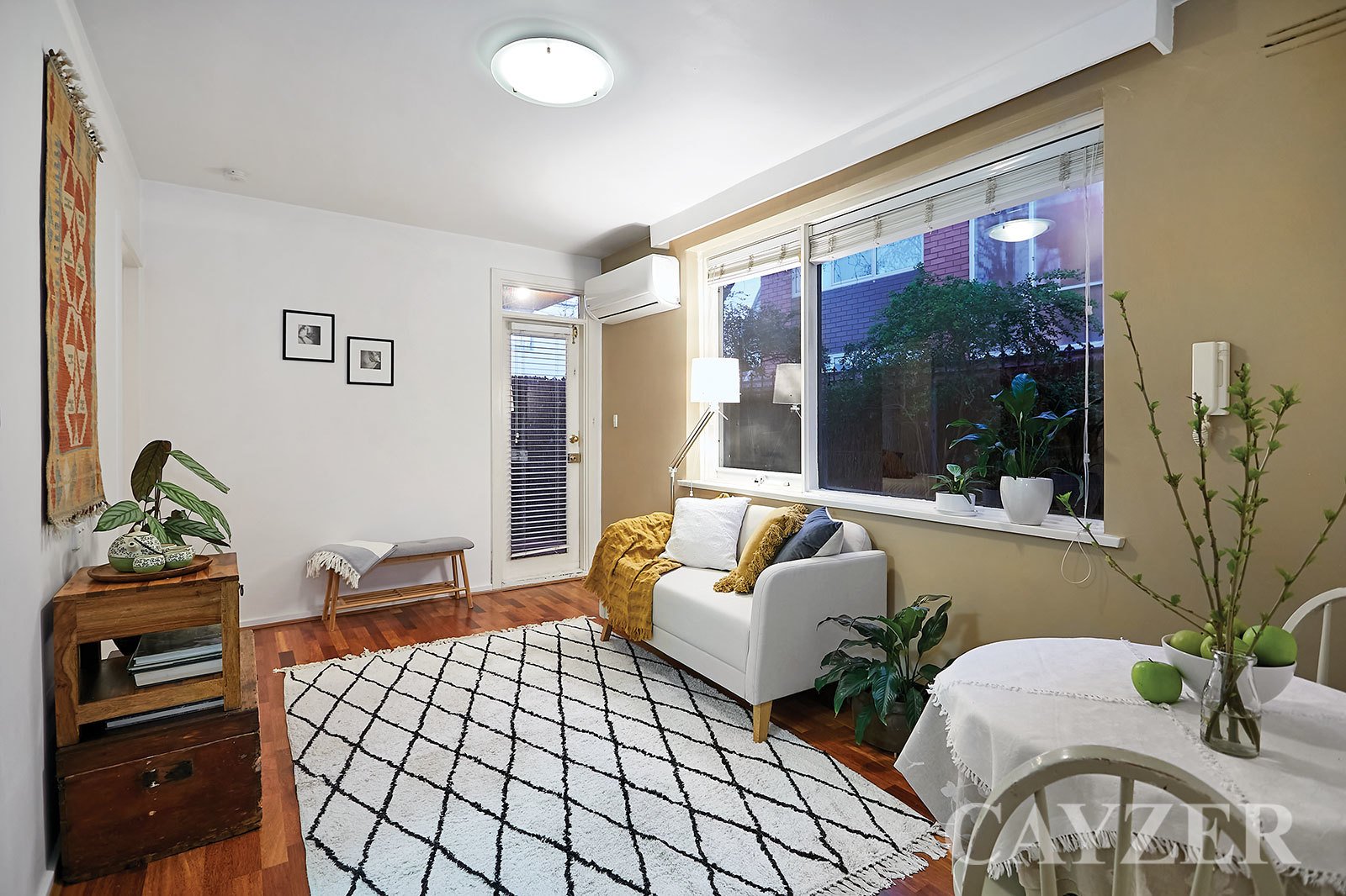 Gallery: 6/85 Merton Street