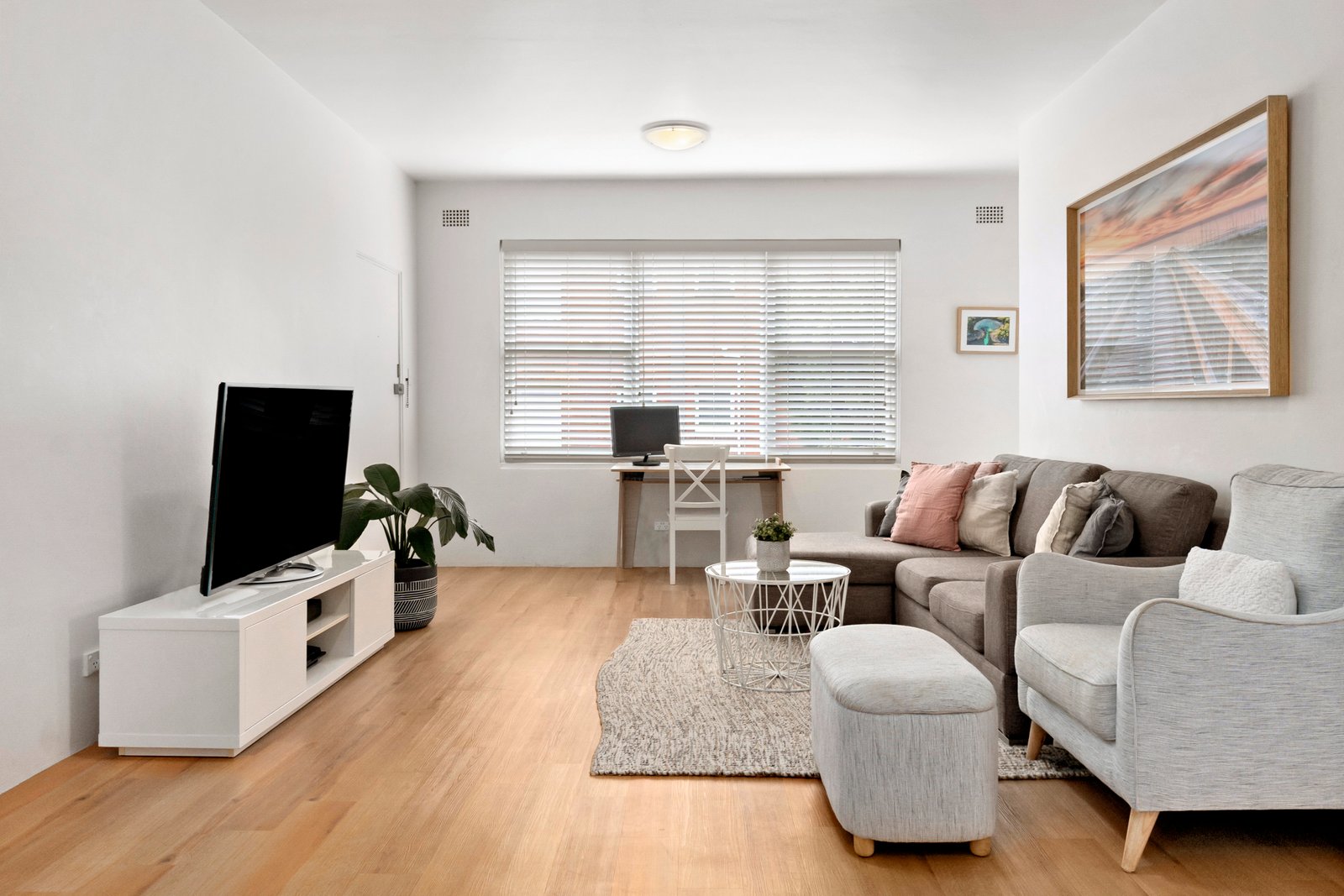 6/87 Alfred Street RAMSGATE BEACH 2