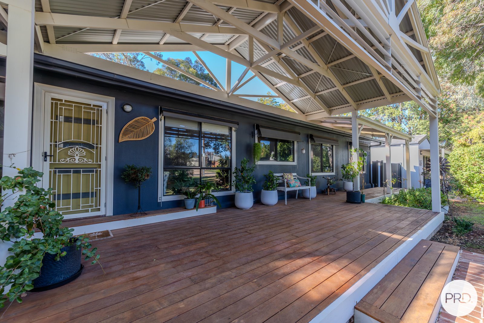 687 Cureton Avenue NICHOLS POINT 3