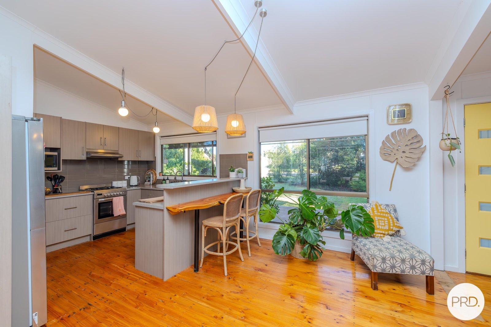 687 Cureton Avenue NICHOLS POINT 8