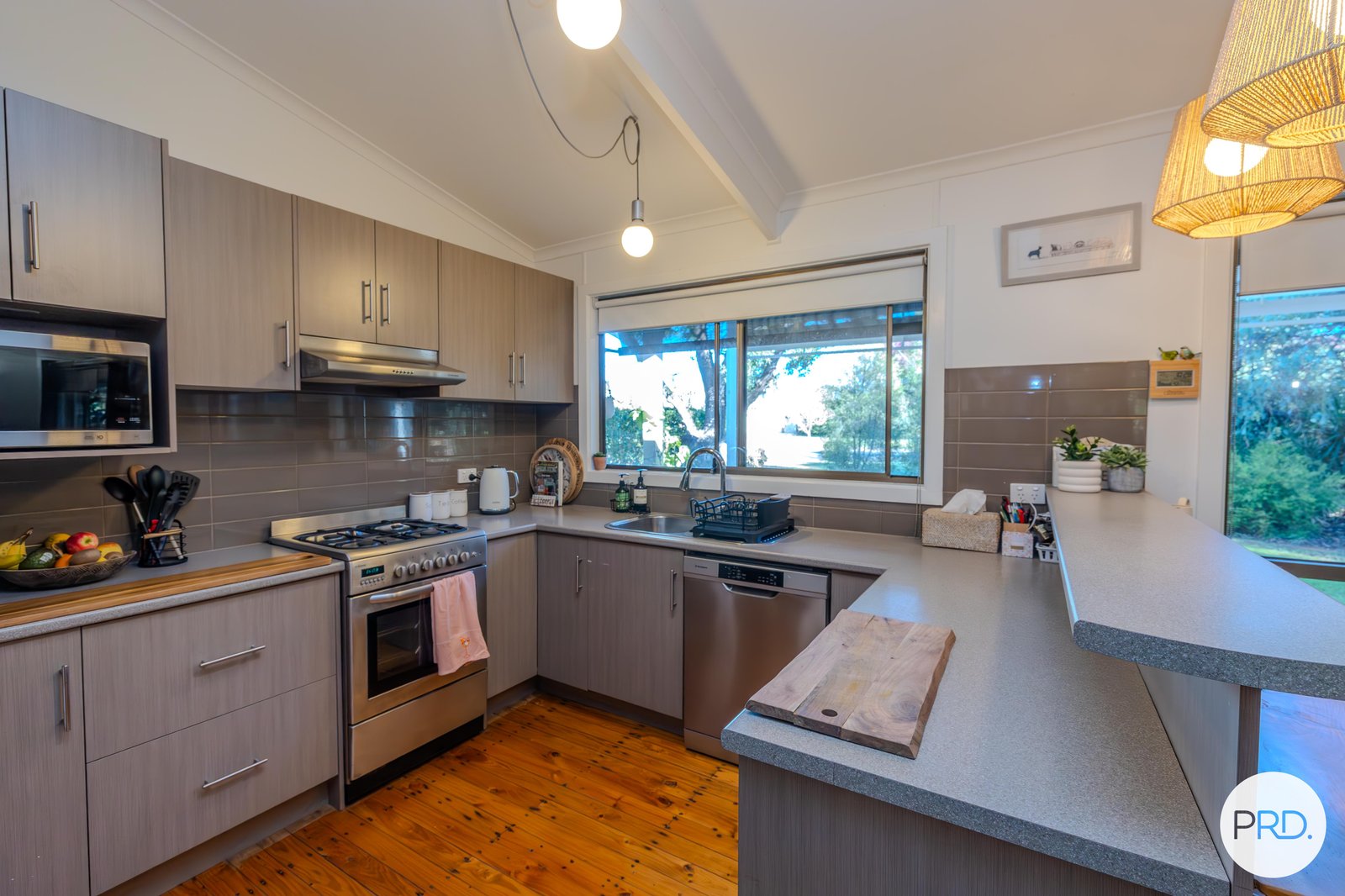 687 Cureton Avenue NICHOLS POINT 10