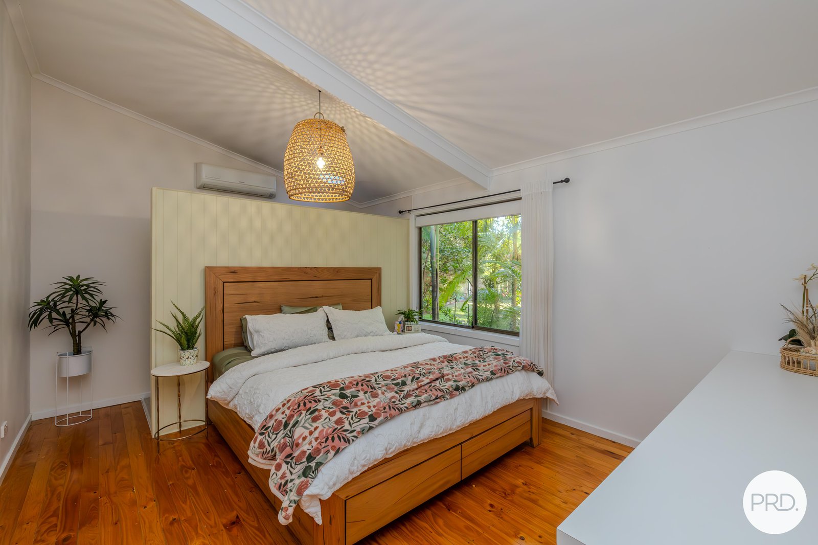 687 Cureton Avenue NICHOLS POINT 12