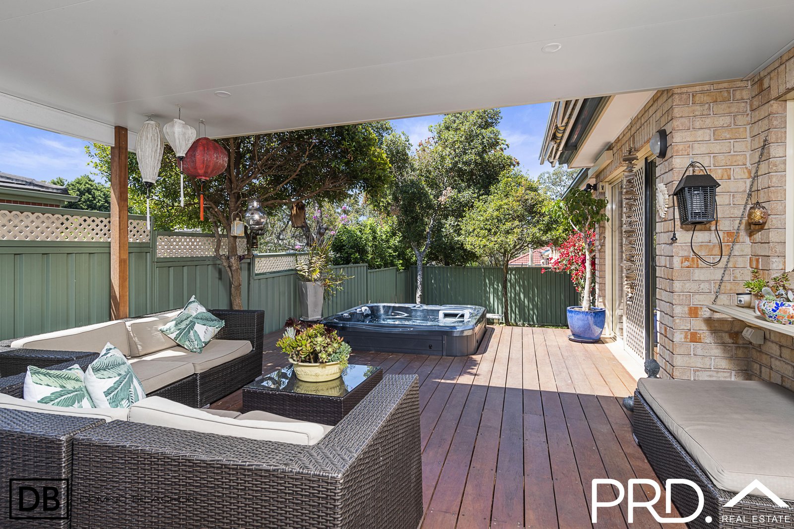 6/883 Henry Lawson Drive PICNIC POINT 6