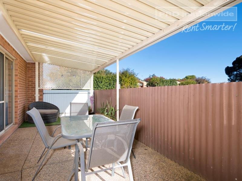 6/89 Crampton  WAGGA WAGGA 8