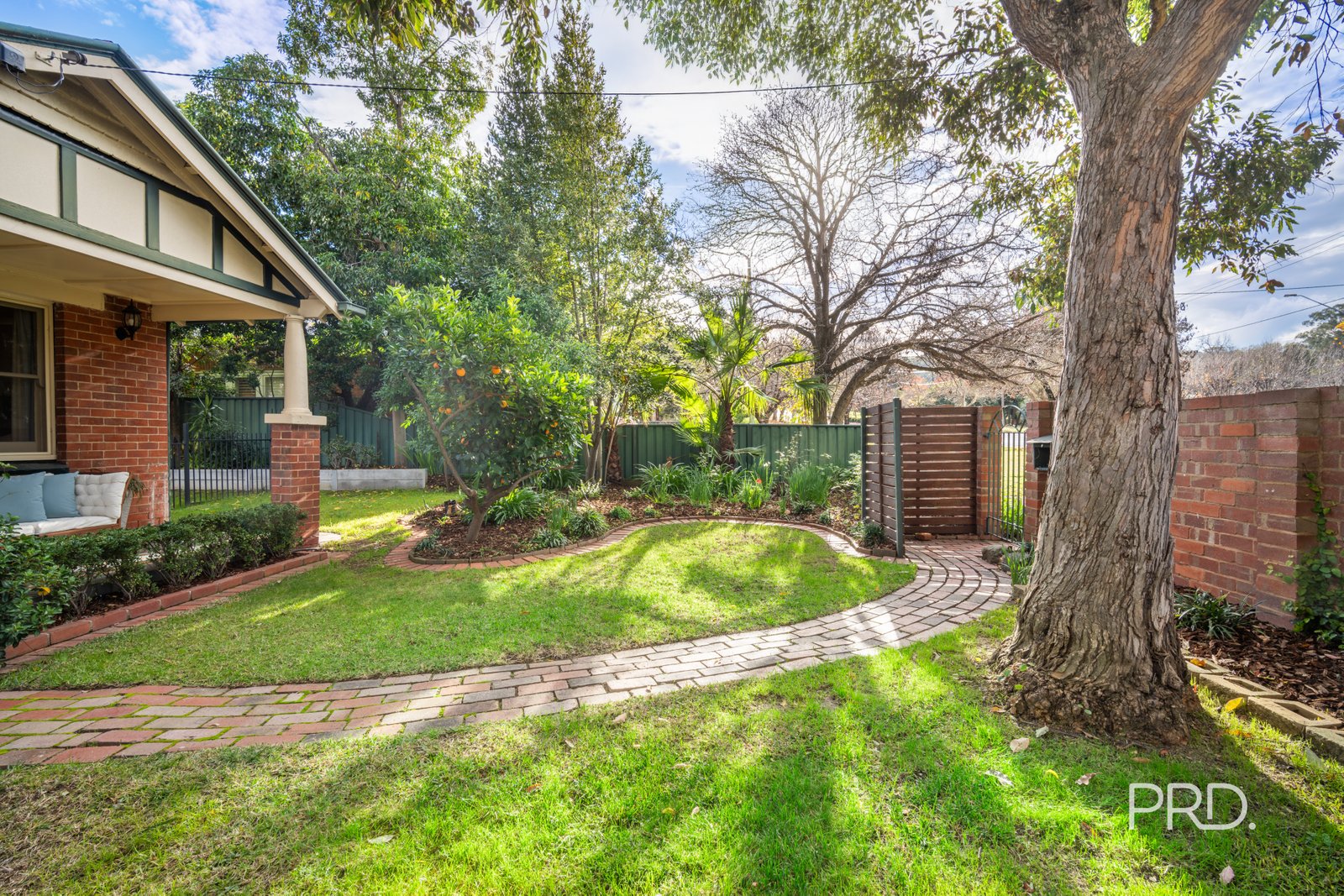 689 Pemberton Street ALBURY 4
