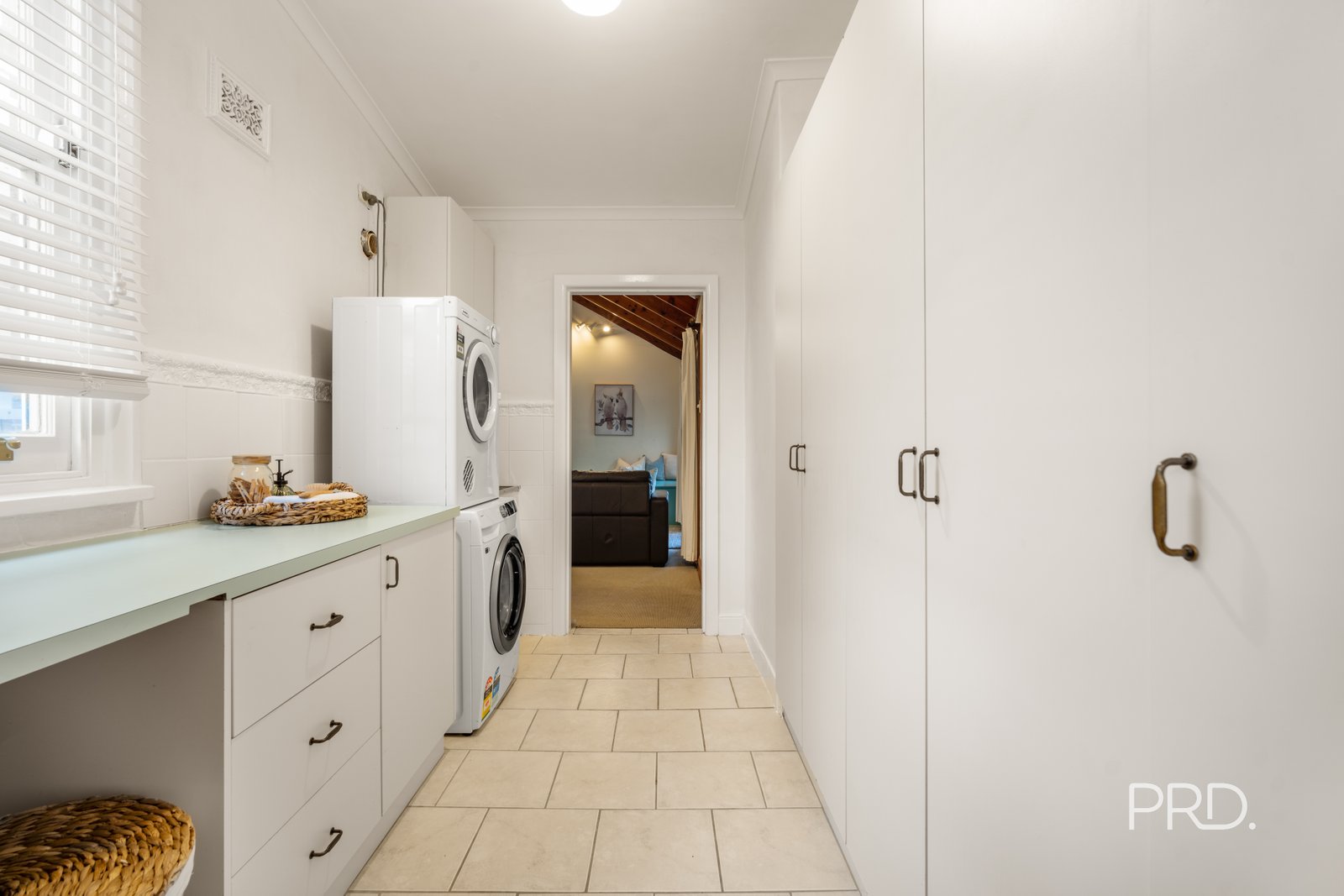 689 Pemberton Street ALBURY 24
