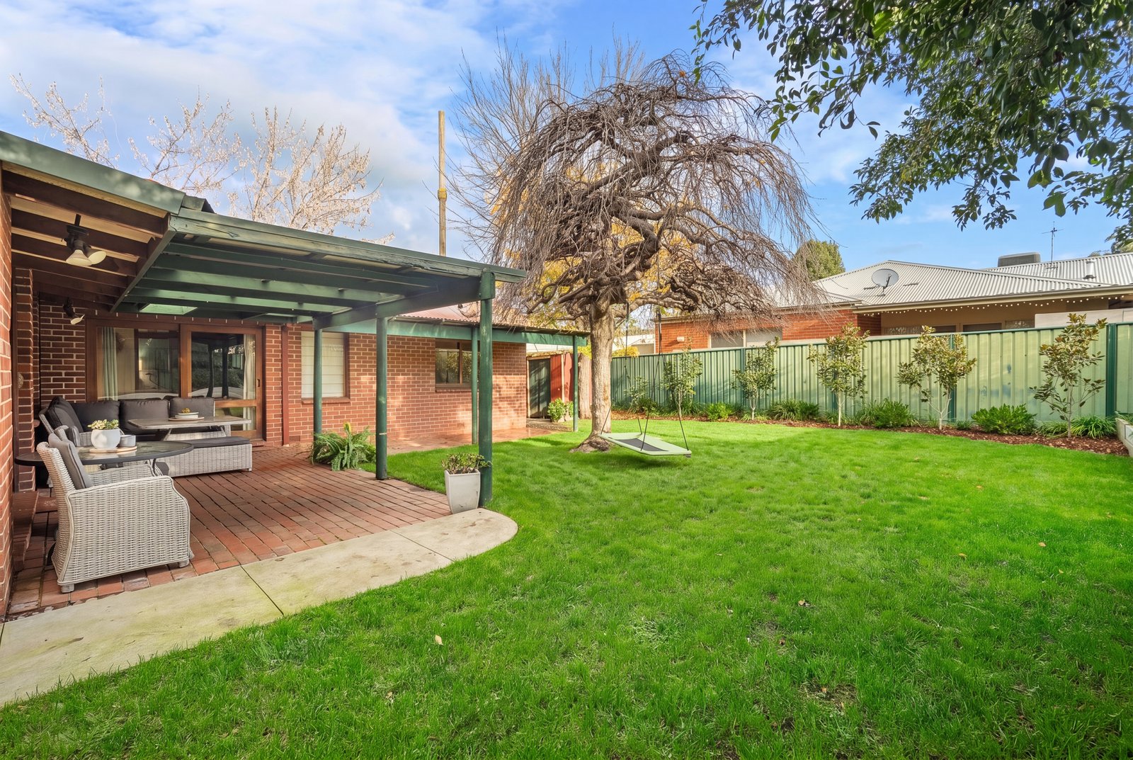 689 Pemberton Street ALBURY 26